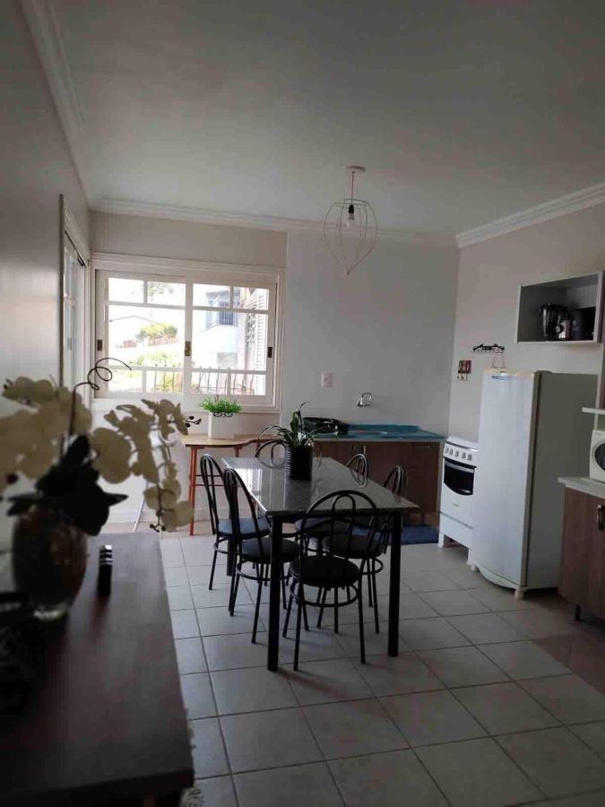Casa Em Bairro Nobre, Bem Localizada, Com Suite. Бенту-Гонсалвис Экстерьер фото