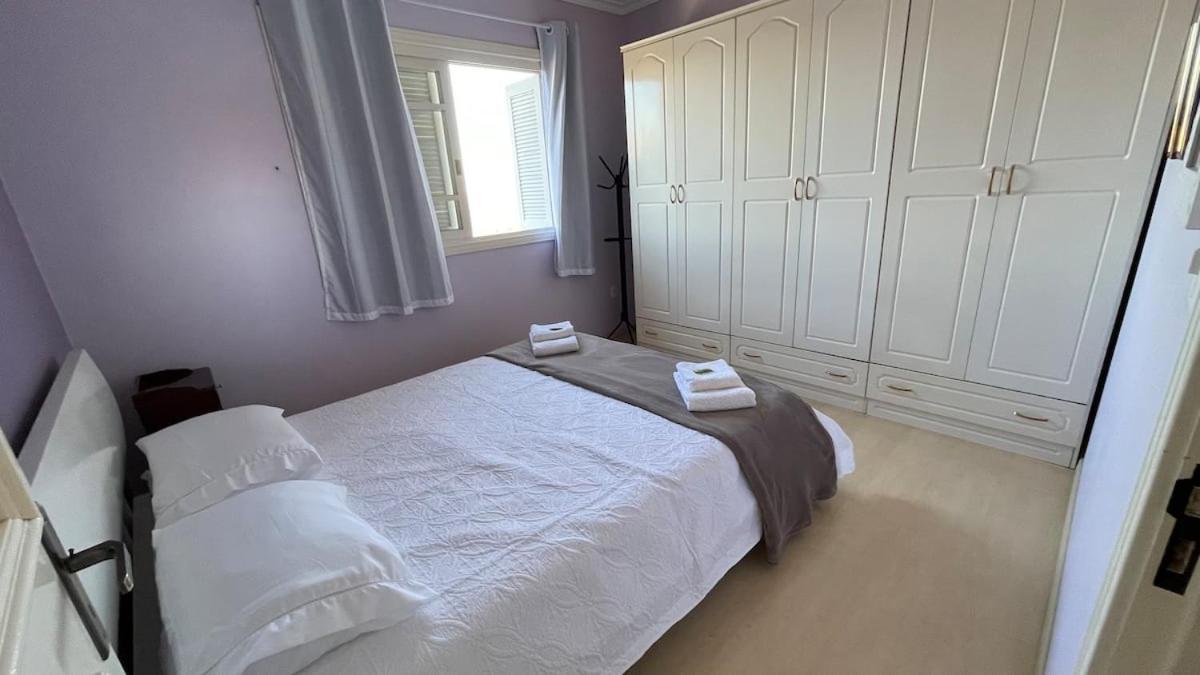 Casa Em Bairro Nobre, Bem Localizada, Com Suite. Бенту-Гонсалвис Экстерьер фото